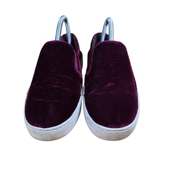 Michael Kors Slip On Sneakers Burgandy Velvet Womens Size 8.5 M Perfect for Fall - Picture 4 of 8
